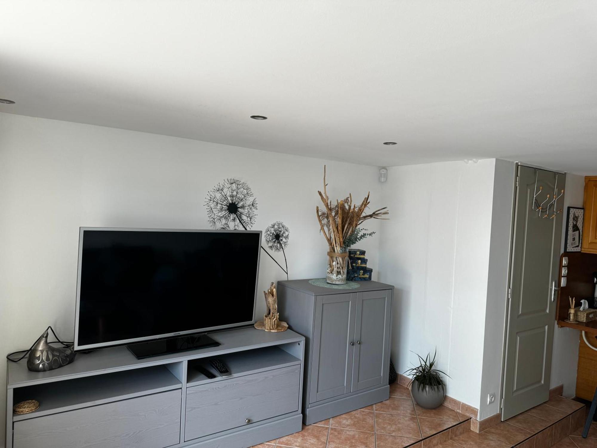 Au Calme Dans Maison En Rez De Jardin A 2,2 Kms Du Groupama Stadium Et Salle Ldlc Arena Мейзьє Екстер'єр фото